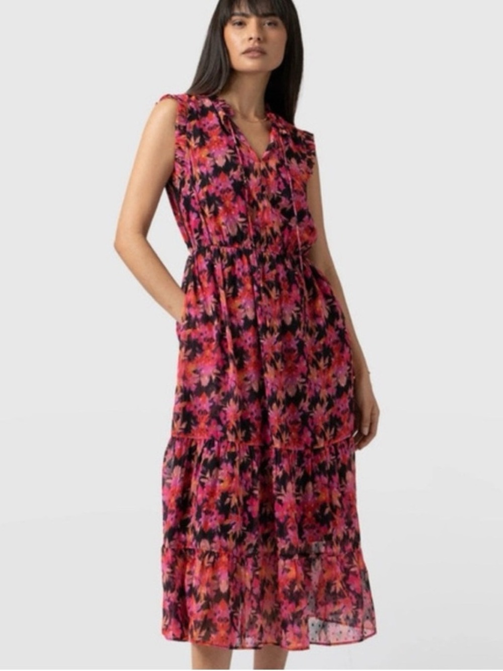 Saint & Sofia. Ramona Tiered Dress. Pink/Black Soft Focus Print. Size 8.